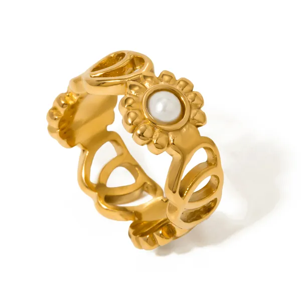 Golden_Pvd_Plated_Stainless_Steel_Ring_For_Women