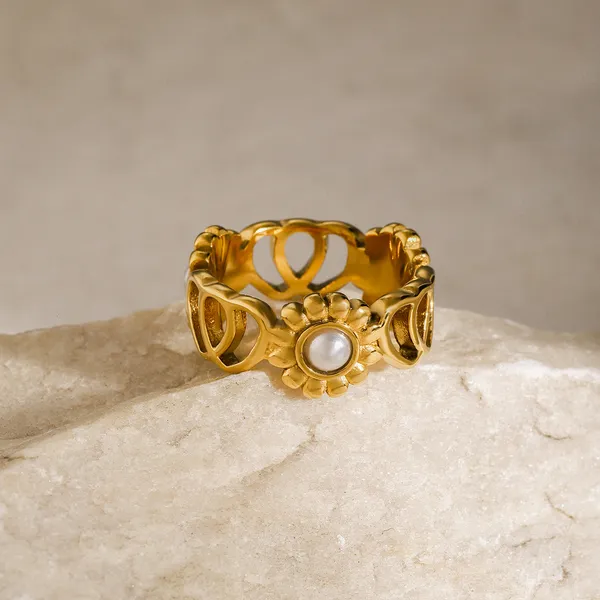 Golden_Pvd_Plated_Stainless_Steel_Ring_For_Women
