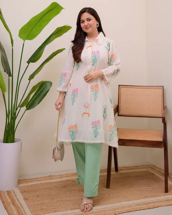 Minty_Breeze_Garden_Line_Cotton_Kurta_Set