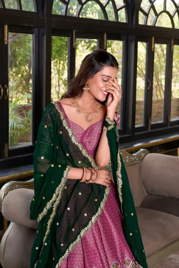 Pink_Regal_Kanchipuram_Zari_Woven_Half_Saree_Set_with_Embroidered_Georgette_Dupatta