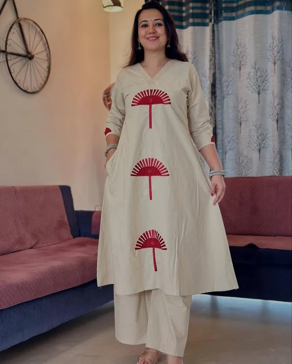 Beige_Cotton_Kurta_Pant_Set_with_Hand-Painted_Red_Motifs