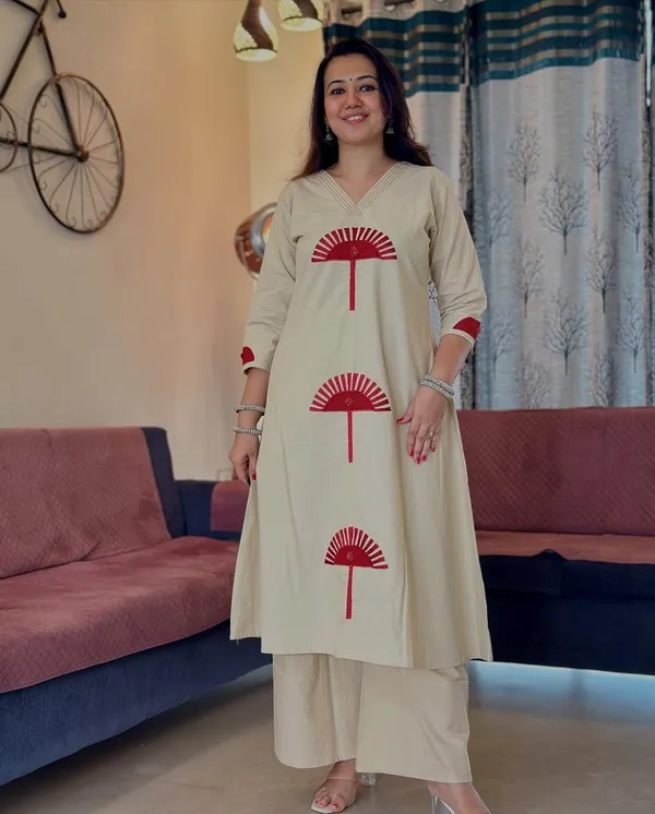 Beige_Cotton_Kurta_Pant_Set_with_Hand-Painted_Red_Motifs