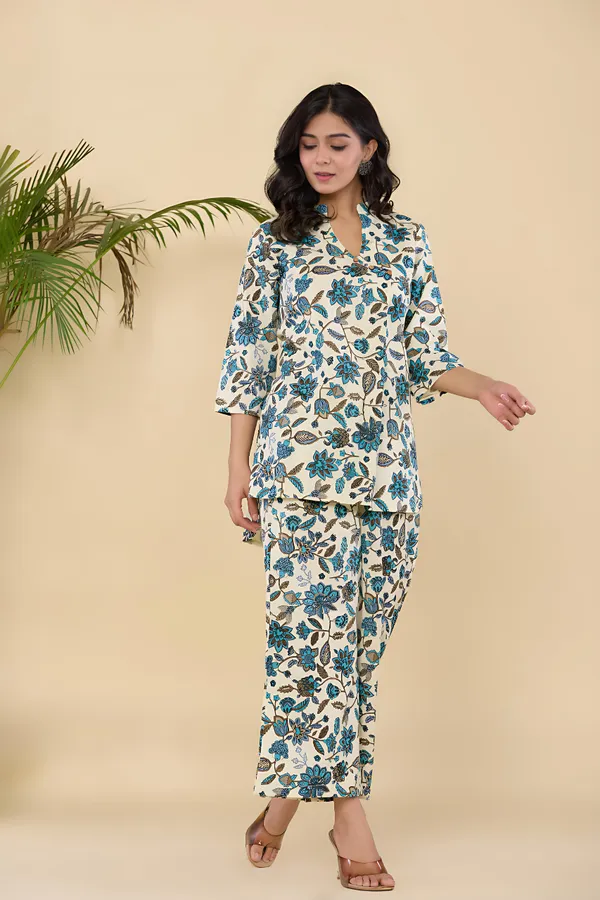 Blue_Bloom_Cotton_Co-ord_Set_Slim_Fit_Floral_Top_&_Pant