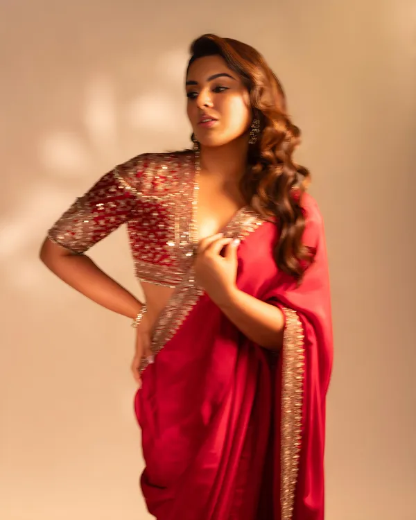 Red_Rangoli_Silk_Sequins_Saree_with_Embroidered_Blouse_–_Festive_Karwa_Chauth_Special