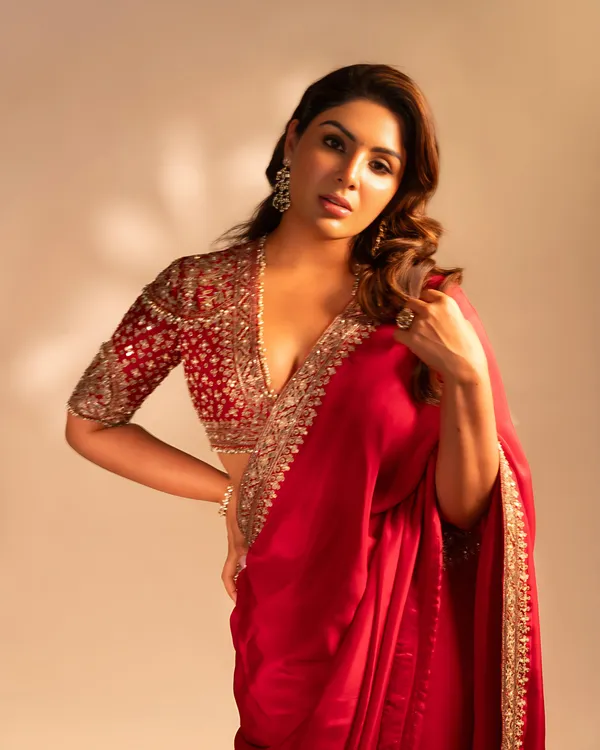 Red_Rangoli_Silk_Sequins_Saree_with_Embroidered_Blouse_–_Festive_Karwa_Chauth_Special