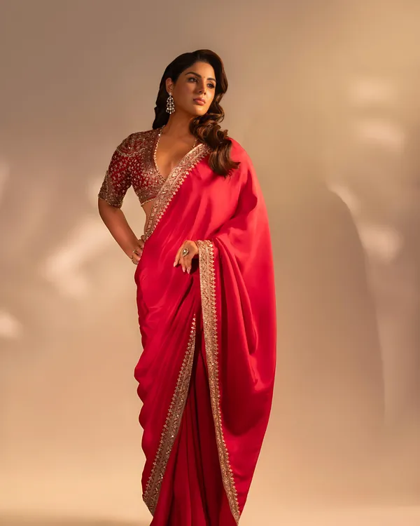 Red_Rangoli_Silk_Sequins_Saree_with_Embroidered_Blouse_–_Festive_Karwa_Chauth_Special