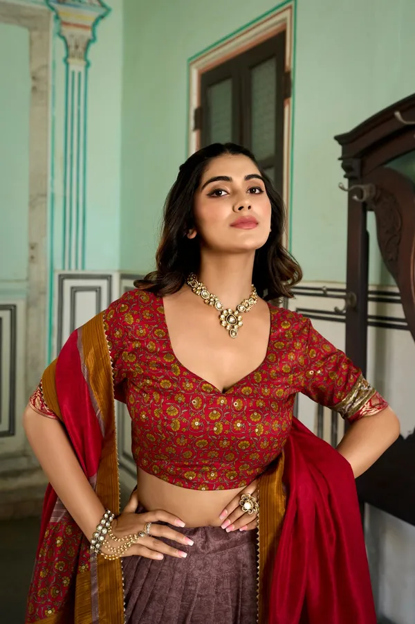 Tussar_Silk_Kashmiri_Print_Lehenga_Choli_with_Dupatta_&_Heavy_Flair