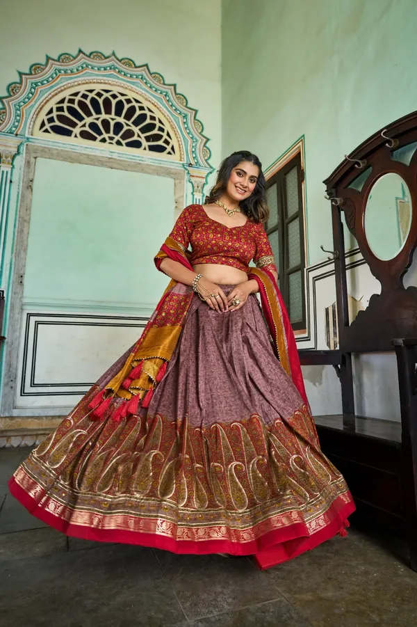 Tussar_Silk_Kashmiri_Print_Lehenga_Choli_with_Dupatta_&_Heavy_Flair
