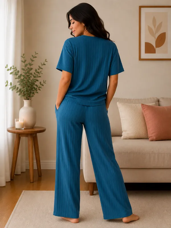 Women_fashionable_co-ord_set_