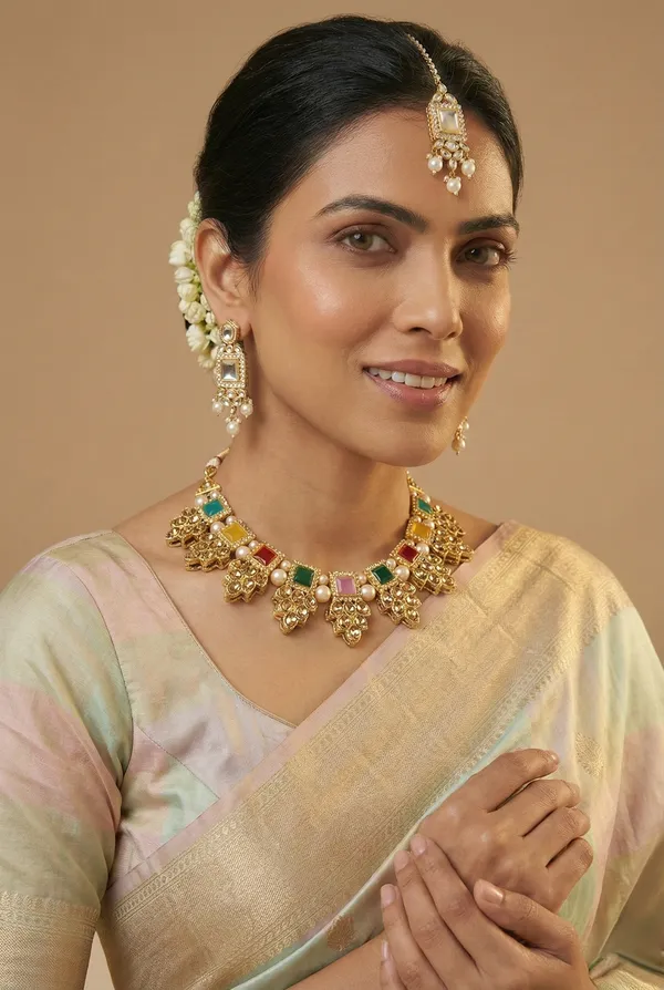 Rizvya_Multicolor_Crystal_Pearl_Designer_Necklace_Set_with_Earrings_&_Maang_Tikka_Gold_Plated_Traditional_Jewellery