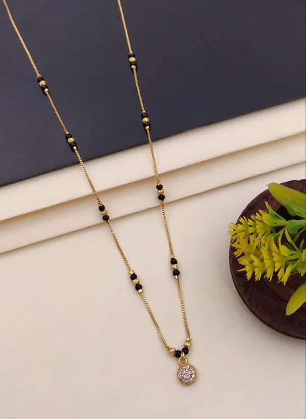 Rizvya_Radiant_CZ_Circle_Pendant_Mangalsutra