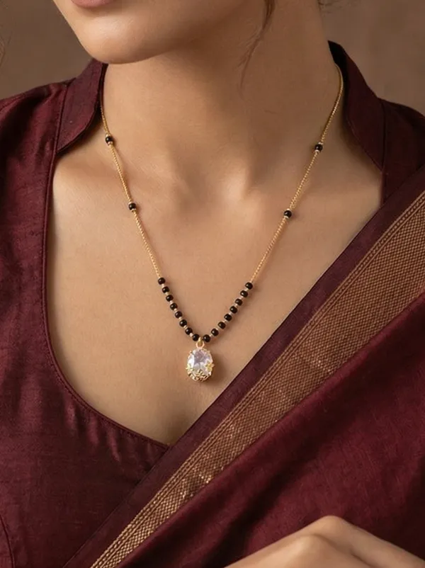 Elegant_Gold-Plated_Mangalsutra_Necklace_with_Crystal_Pendant_for_Women