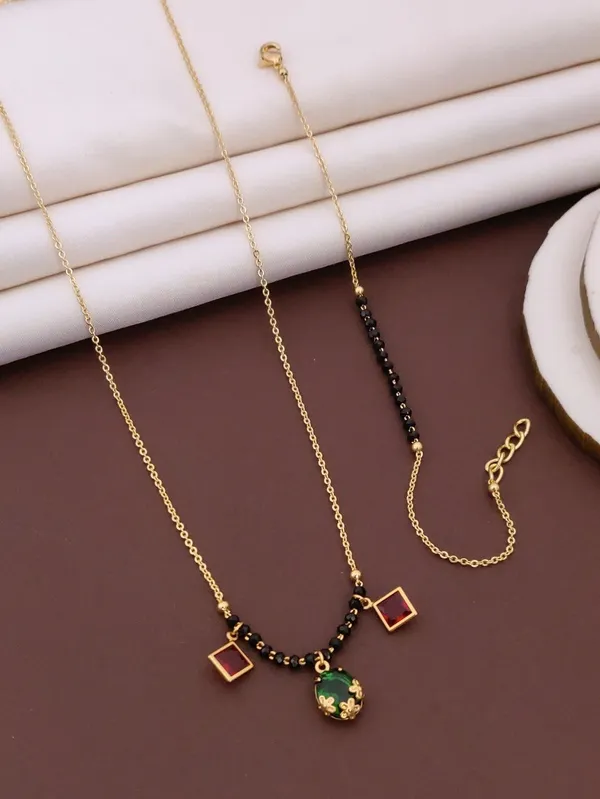 The_Emerald_Harmony_Mangalsutra_and_Bracelet_Set
