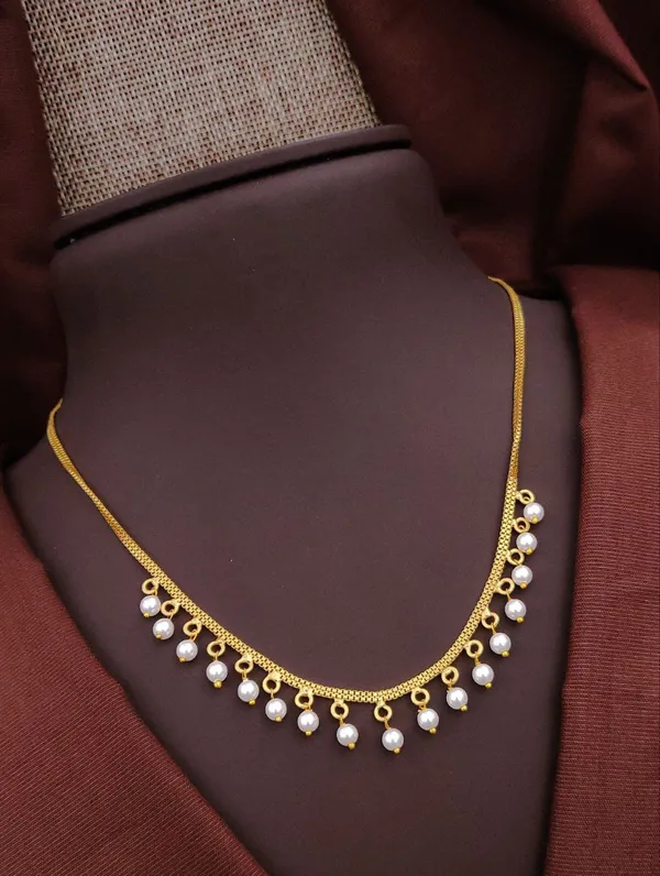 Rizvya_Elara_Pearl_Drop_Necklace