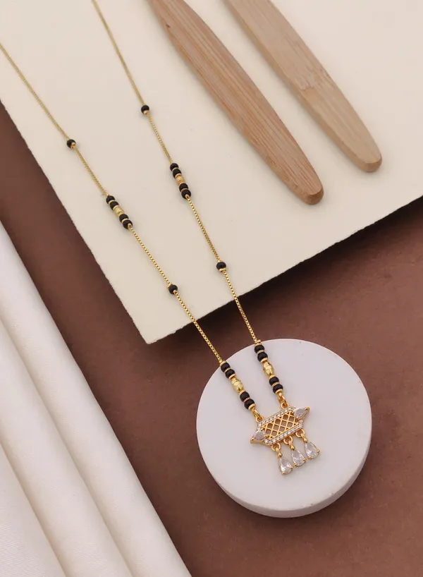 Rizvya_Royal_Drape_Dangle_Mangalsutra