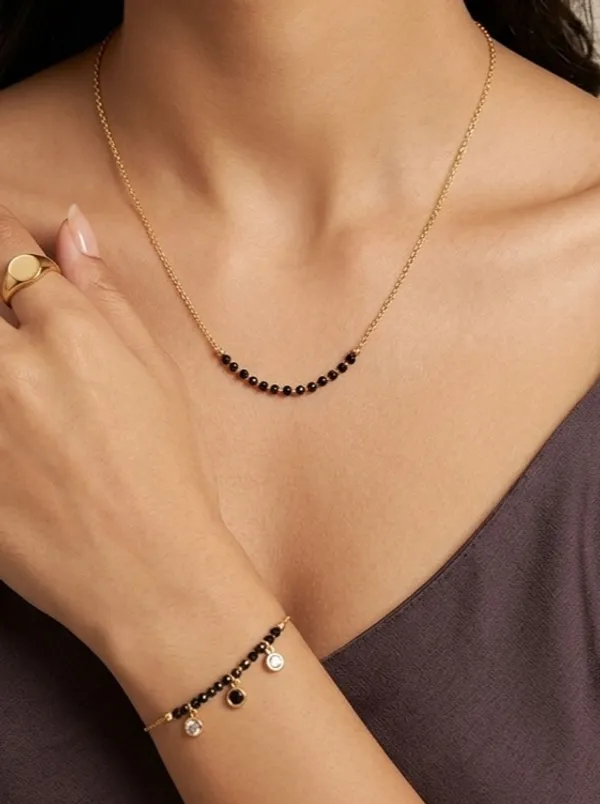 The_Minimalist_Muse_Mangalsutra_and_Bracelet_Set