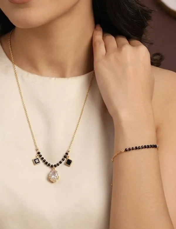 The_Noir_Radiance_Mangalsutra_and_Bracelet_Set