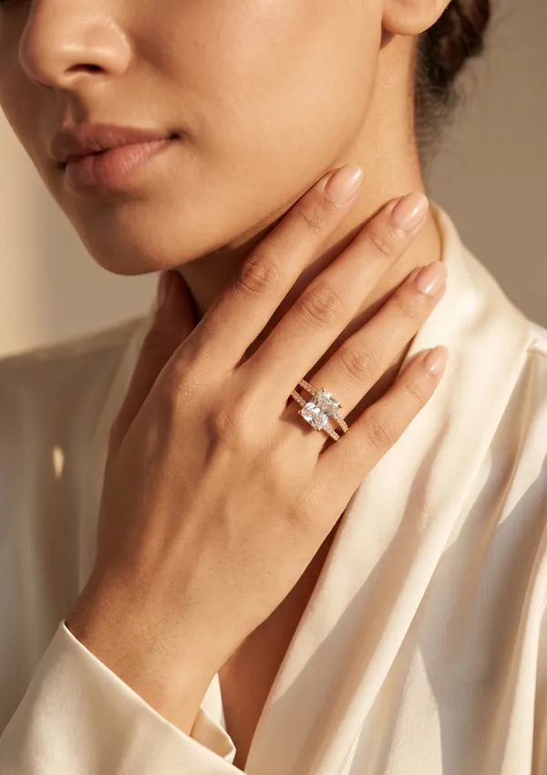 Royal_Radiance_Adjustable_Ring
