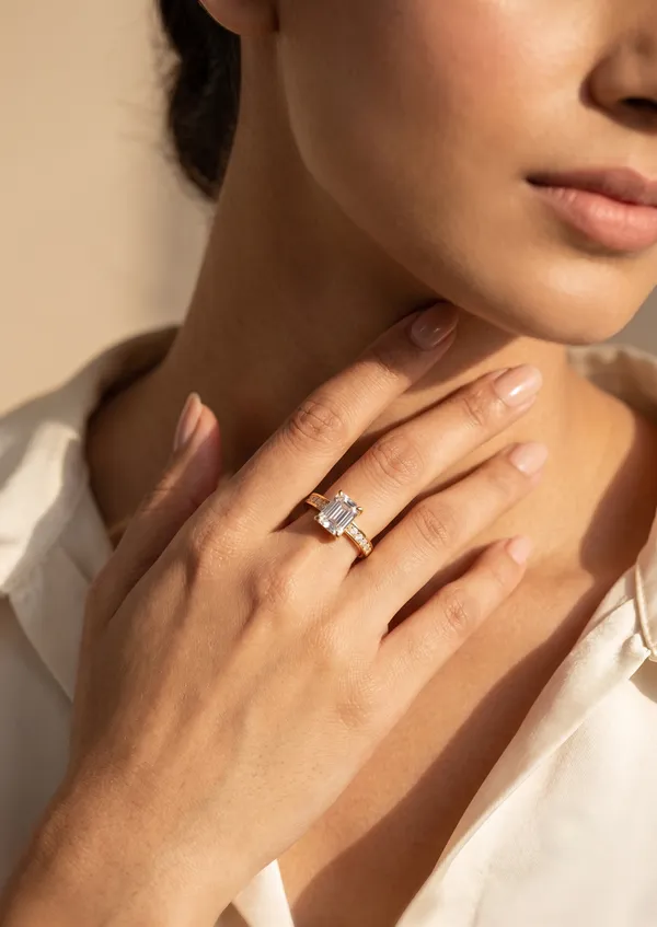 Rizvya_Emerald_Cut_Trilogy_adjustable_Ring