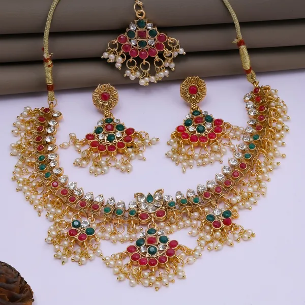 Rizvya_Royal_Kundan_Pearl_Bridal_Necklace_Set_with_Chandbali_Earrings_Traditional_Gold_Plated_Wedding_Jewellery