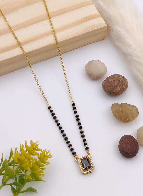 Elegant_Black_Beads_Gold-Plated_Mangalsutra_with_Square_Pendant