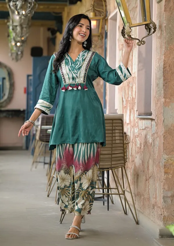 Mint_Green_Muslin_Cotton_Coord_Set_with_Mirror_Work_and_Printed_Pallazo