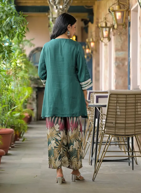 Mint_Green_Muslin_Cotton_Coord_Set_with_Mirror_Work_and_Printed_Pallazo