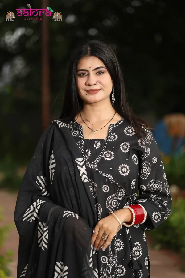 Black_&_White_Angrakha_Printed_Black_&_White_3_Pcs_Kurti_Set_For_Women