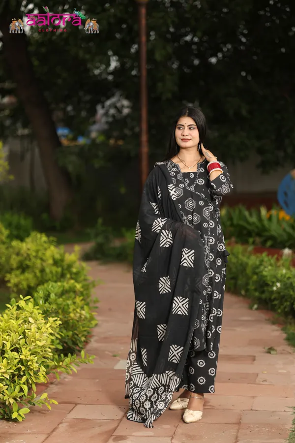 Black_&_White_Angrakha_Printed_Black_&_White_3_Pcs_Kurti_Set_For_Women