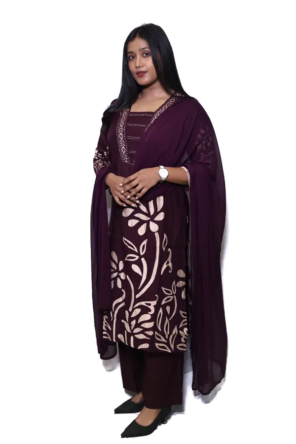 Wine_Cambric_Cotton_Digital_Print_3_pcs_Kurti_Set_for_Women