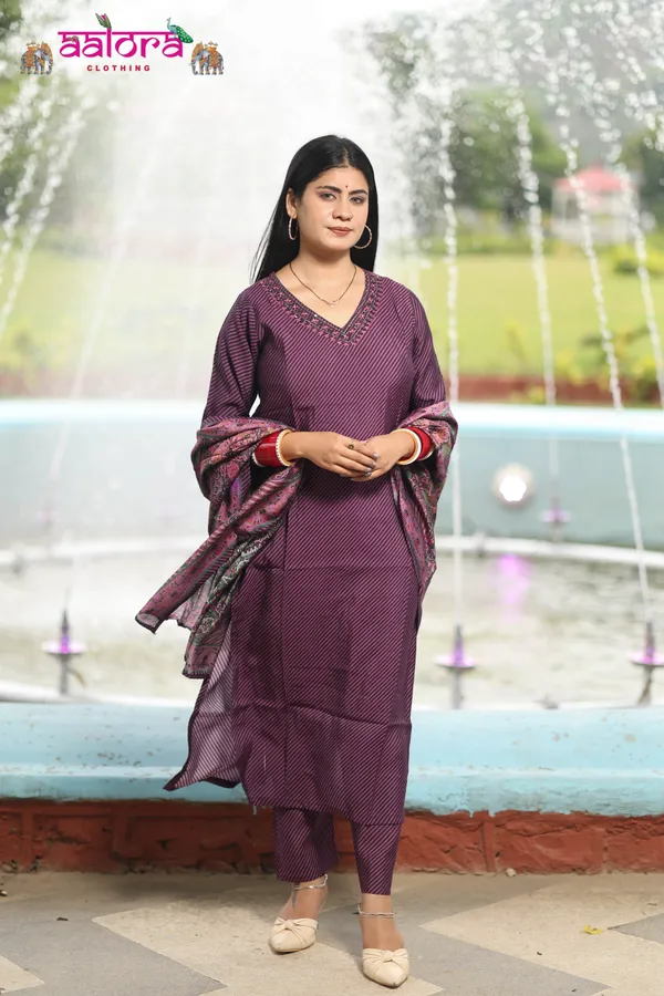 Wine_Muslin_Cotton_Digital_Print_Katha_Neck_Work_3_Pcs_Kurti_Set_For_Women