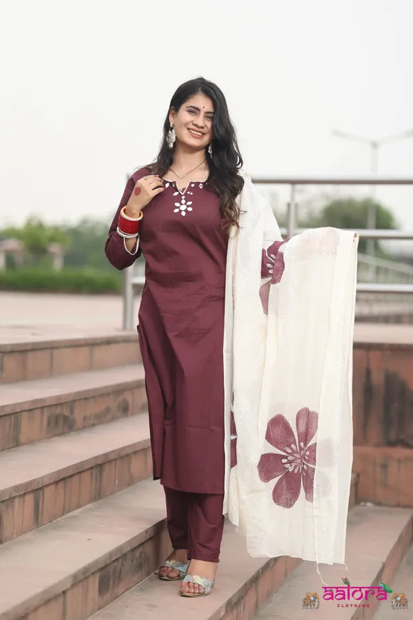 Wine_Mirror_Work_Dupatta_Printed_Beeding_Work_3_Pcs_Kurti_Set_For_Women