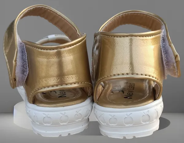 Gold_Synthetic_Strap_Sandals_for_Girls