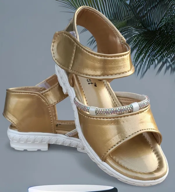 Gold_Synthetic_Strap_Sandals_for_Girls