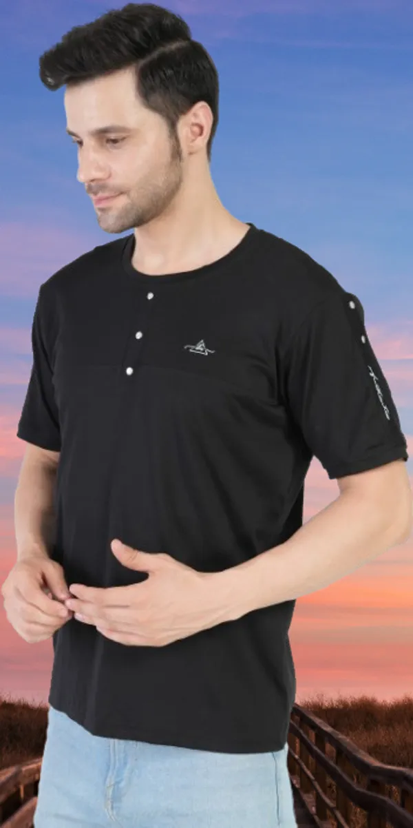 Black_Poly_Cotton_Solid_T-Shirt_For_Men