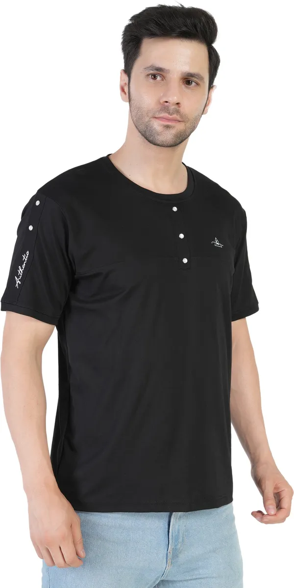 Black_Poly_Cotton_Solid_T-Shirt_For_Men