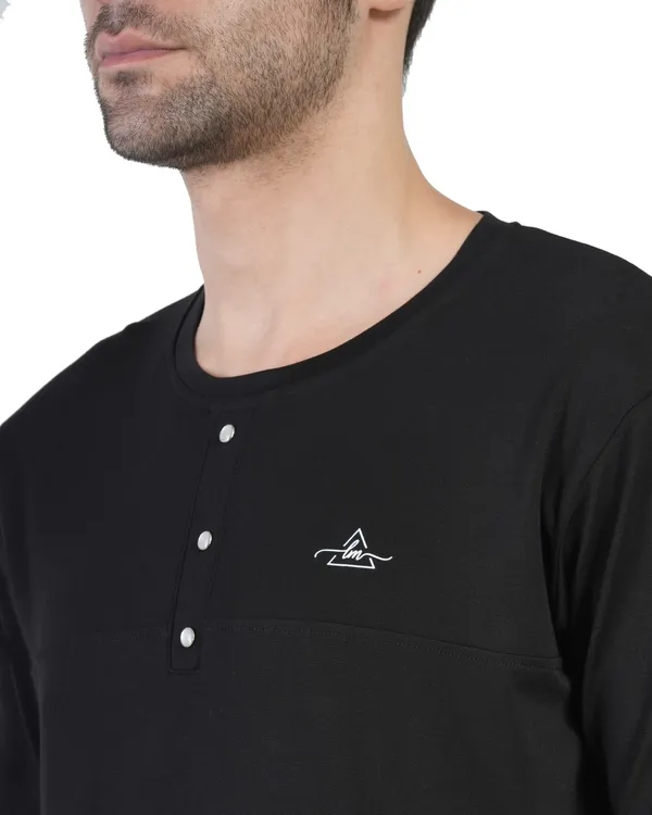 Black_Poly_Cotton_Solid_T-Shirt_For_Men