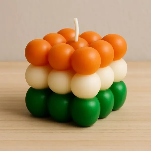 Stone_and_Feather_Bubble_Candle_Tri-Colour,_Burn_Time-_20_Hours,_Drip-Less_and_Smoke-Less