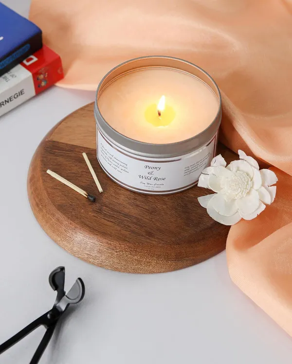 Peony_&_Wild_Rose_Scented_Soy_Wax_Round_Candle_|_(25_Hrs)