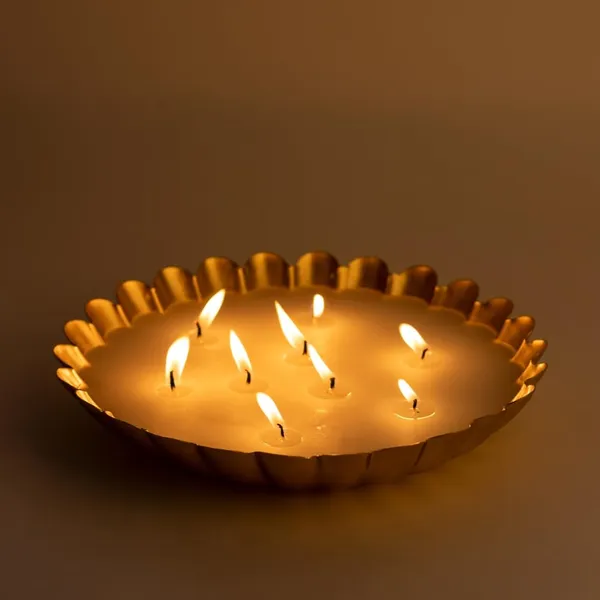 White_Unscented_Paraffin_Wax_Round_Candle_|_(12_Hr)