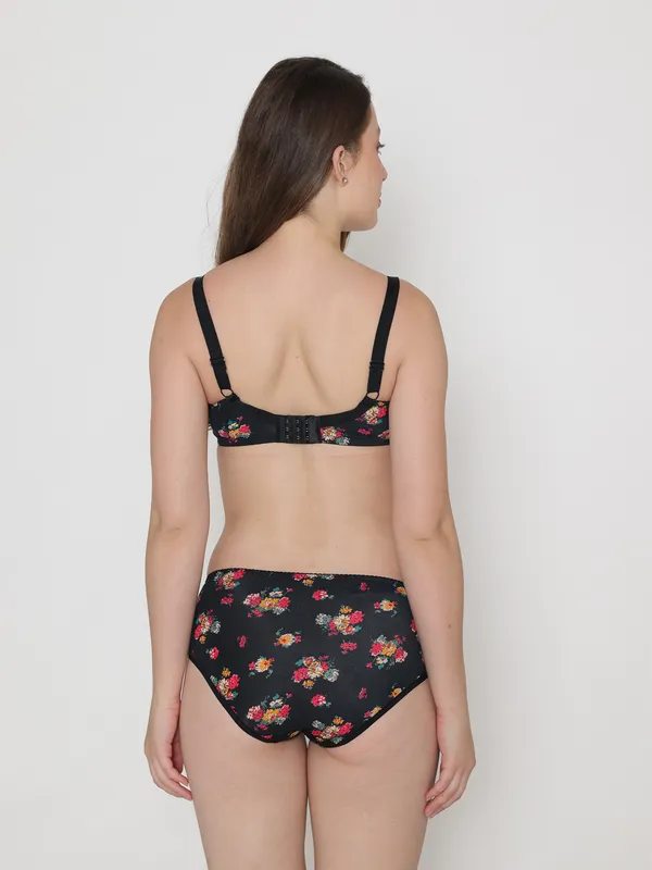Black_Floral_Non_Padded_Printed_Full_Support_Non_Padded_Bra_Set