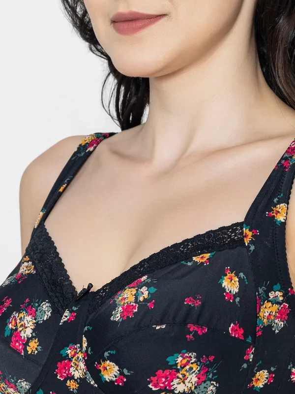 Black_Floral_Non_Padded_Printed_Full_Support_Non_Padded_Bra_Set