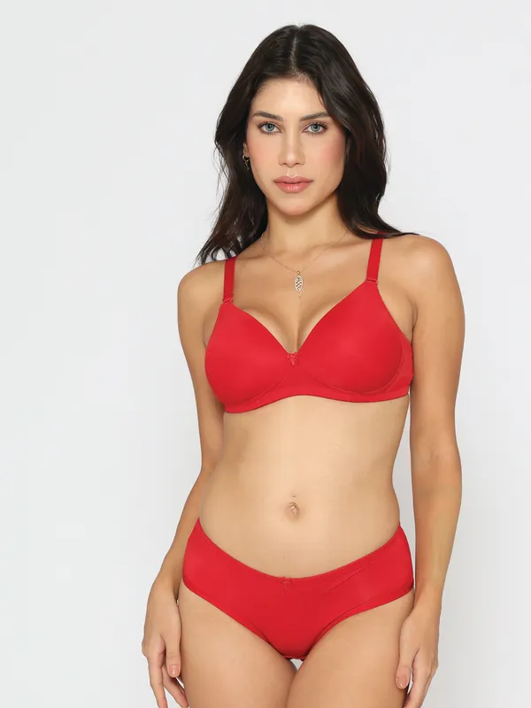 Red_Lightly_Padded_Everyday_T-Shirt_Bra