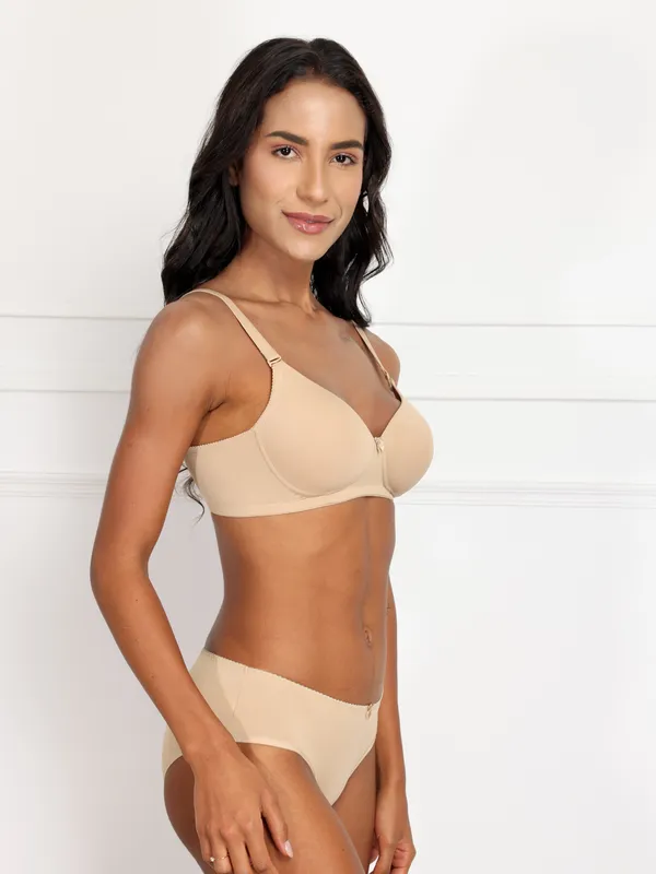 Nude_Lightly_Padded_Everyday_T-Shirt_Bra