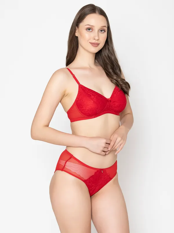 Red_Lightly_Padded_Floral_Lace_Set