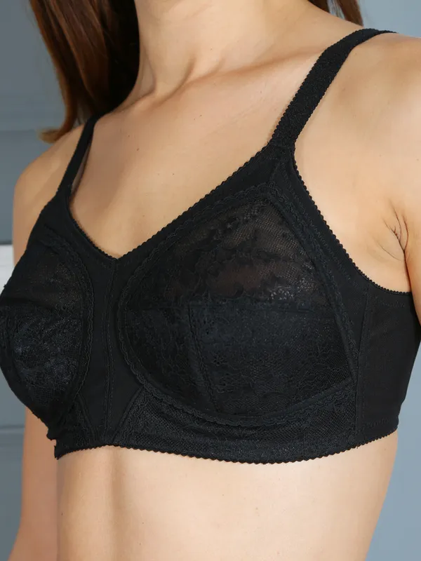 Black_Full_Support_Luxury_Lace_Minimizer_Non_Padded_Bra