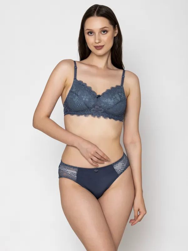 Slate_Grey_Lightly_Padded_Chantilly_Lace_Set