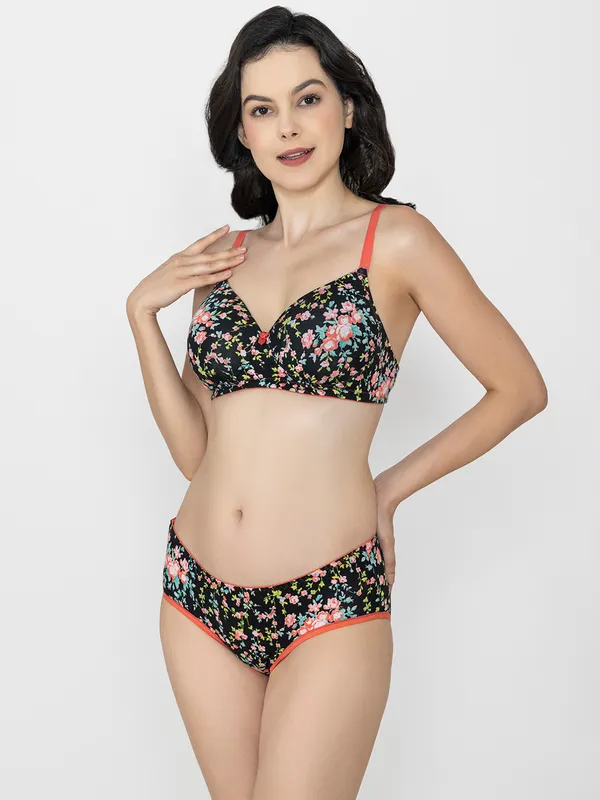 Multi_Floral_Lightly_Padded_Cotton_Print_Bra_Set