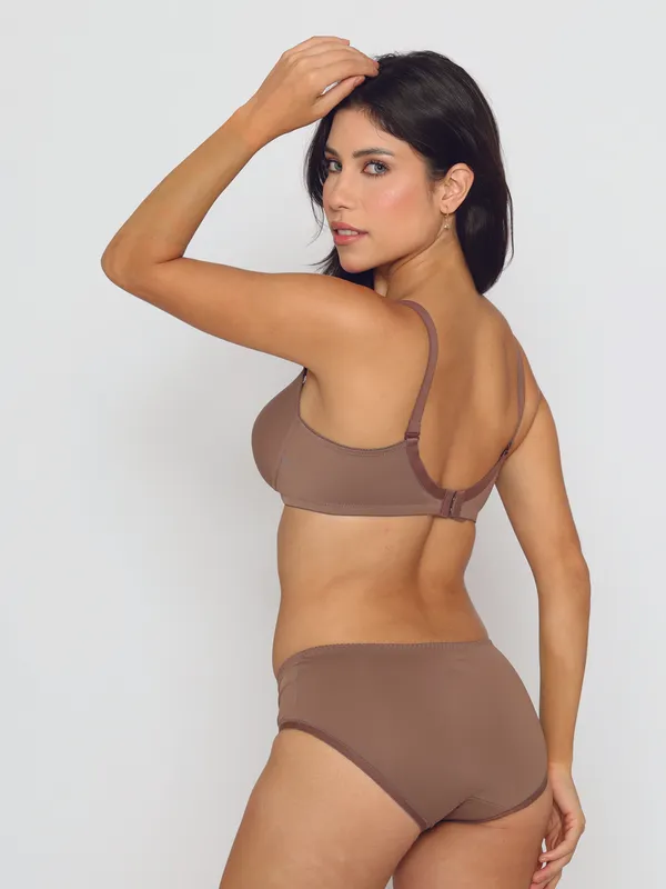 Choco_Lightly_Padded_Everyday_T-Shirt_Bra