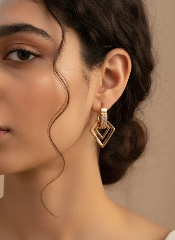 Rose_Gold_Plated_Earring_combo_of_2_pair_(Triangle_and_Flower_Shaped)